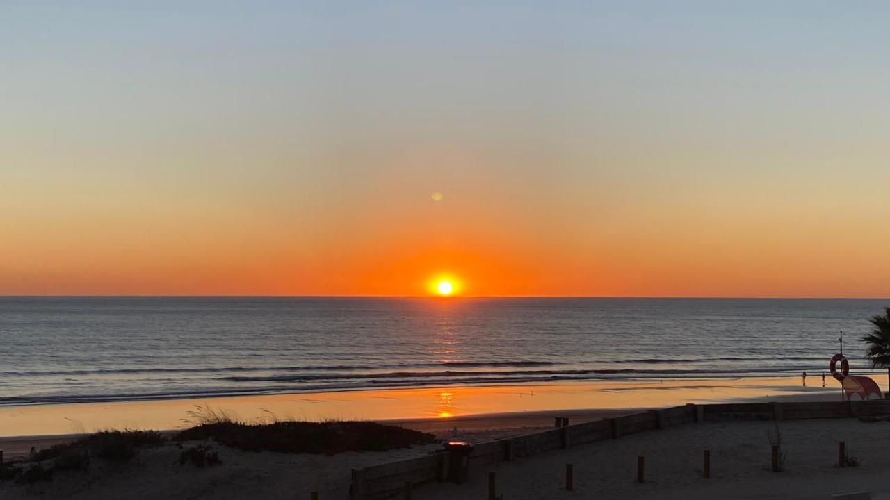 Rock'S Beach Spot Suit Costa da Caparica Extérieur photo