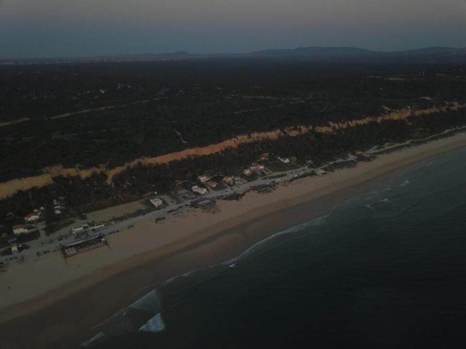 Rock'S Beach Spot Suit Costa da Caparica Extérieur photo
